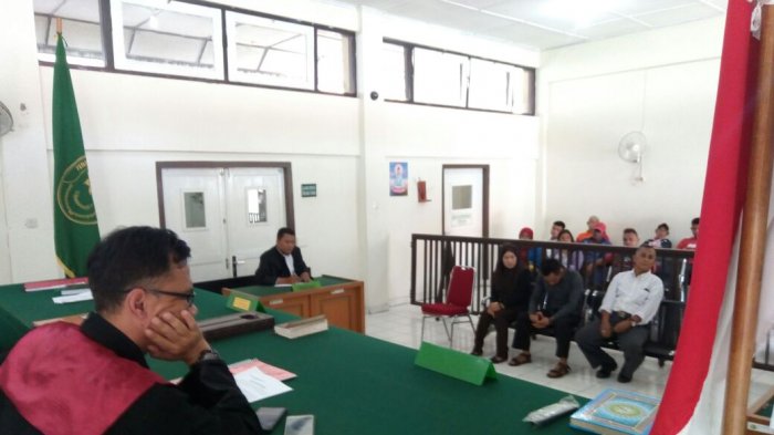 Lakukan Pengeroyokan Terhadap Ibu dan Anak, Oknum Pol PP Palembang Dituntut 2 Tahun Penjara