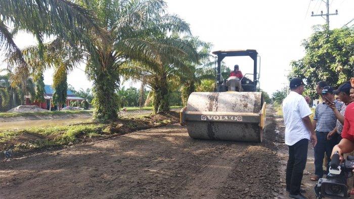 Jalan Menuju Kampung Herman Deru di Belitang OKU Timur Dipastikan Mulus H-5 Lebaran