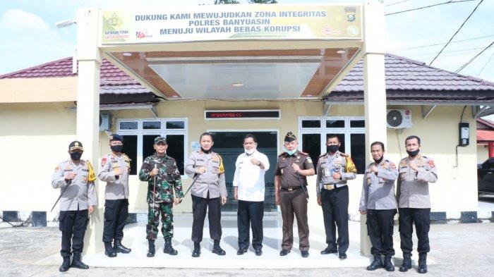 KAPOLDA Sumsel Irjen Pol Prof Eko Indra Heri Kunjungi Polres Banyuasin, Perkenalkan Diri ke Anggota
