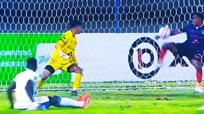 Bikin Sumsel United Hilang 1 Pemain Hingga Dikalahkan Adhyaksa FC Skor 1-2, Irwanto Bajo Buka Suara