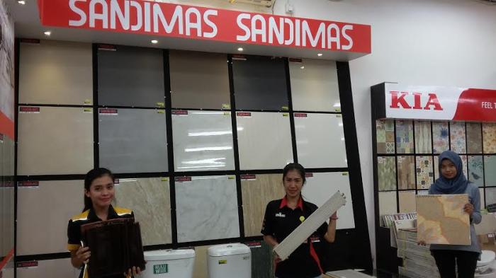 Istana Bangunan Berikan Diskon 50 Persen untuk Granit