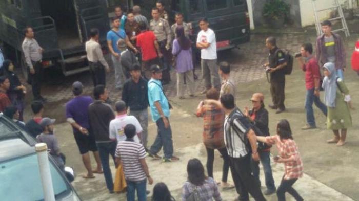 Keluarga Korban Kasus Jambret Dosen MDP Bikin Heboh Sidang