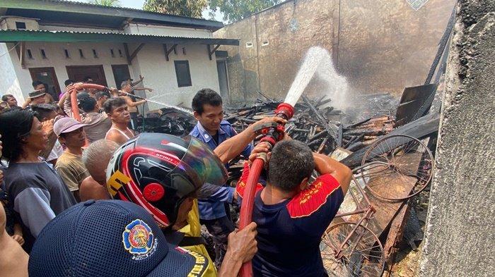 Bakar Sampah lalu Ditinggal Mandi, 1 Unit Rumah di Musi Rawas Jadi Arang