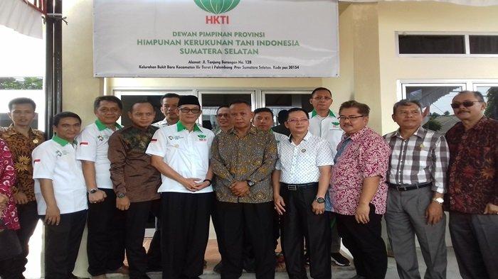 Heri Amalindo Persilakan Sekretariat HKTI Tempat Curhat Petani untuk Cari Solusi agar Bangkit