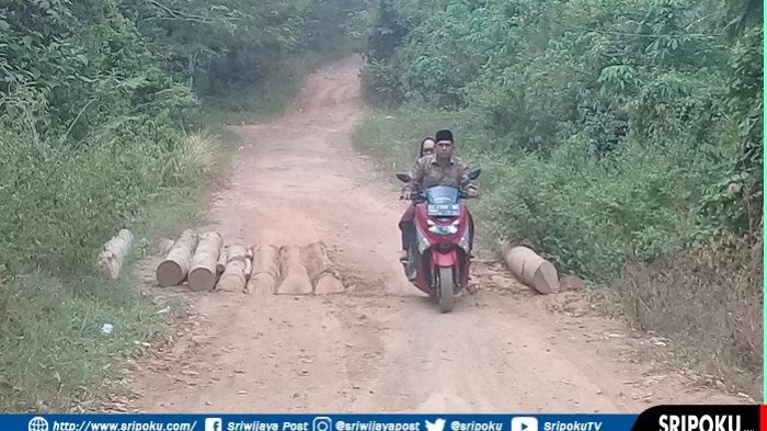 Manfaatkan Jalan Desa Talang Ipuh Yang Rusak, Pelaku Begal Beraksi Mencari Mangsa