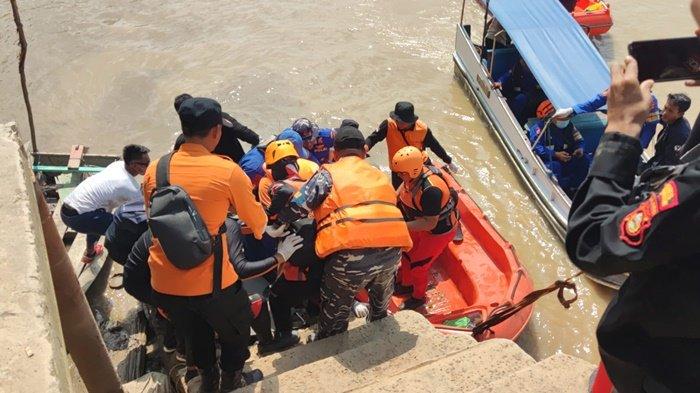 5 Orang Meninggal dalam Insiden Jembatan Lalan Roboh Usai Dihantam Tongkang Batubara