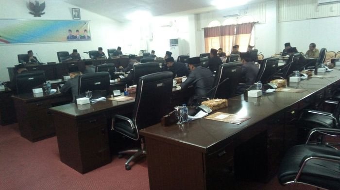 11 Anggota DPRD PALI tidak Hadiri Sidang, Begini Ungkapan Warganya