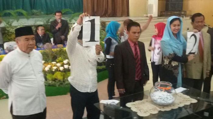 Pasangan Bekerja Nomor 1 dan Percha Nian Nomor 2