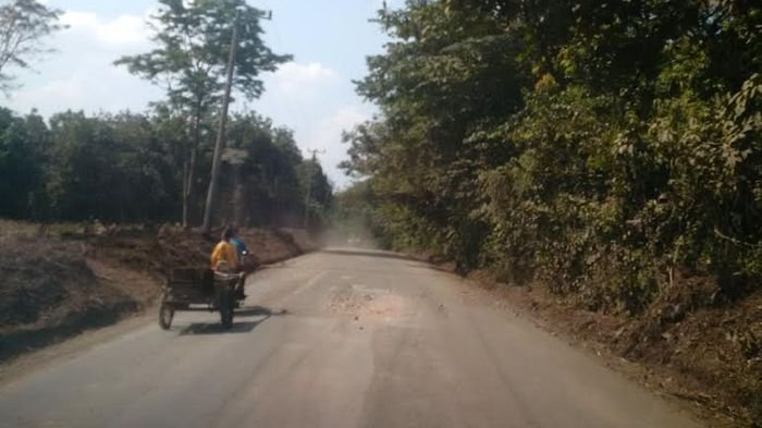 Warga PALI Berharap Truk Batubara tidak Lagi Melintas di Jalan Umum