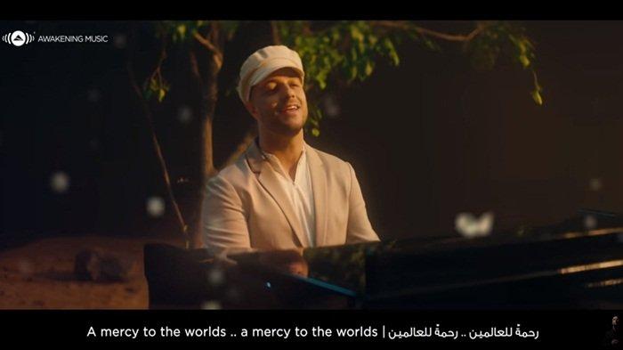 Lirik Sholawat Rahmatun Lil Alameen, Lagu Religi Populer Lengkap Terjemahan Berisi Pujian pada Nabi