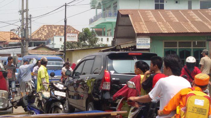 Ada Antrean Gas, Jalan Tangga Takat Mengalami Kepadatan
