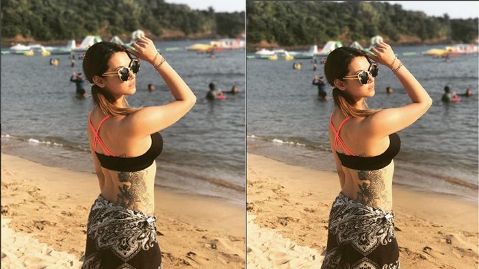 Upload Foto Liburan DI Pantai, Eh Netizen Salah Fokus Pada Foto Miyabi