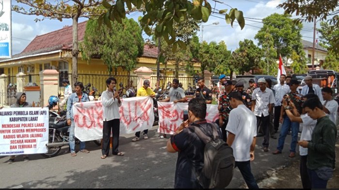 API Lahat Kembali Turun ke Jalan, Desak Alung Dipenjara Atas Dugaan Ujaran Kebencian