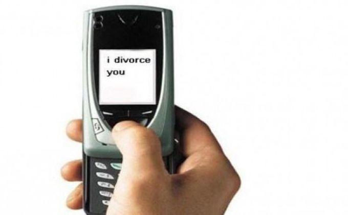 Kurangi Rasa Canggung, Pasangan Pilih Putus Hubungan Lewat Media Sosial