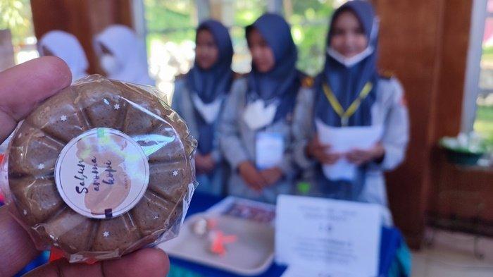 Siswa SMA Negeri 1 Pagaralam Ubah Minyak Jelantah Menjadi Sabun Cuci Tangan, Berawal dari Covid-19