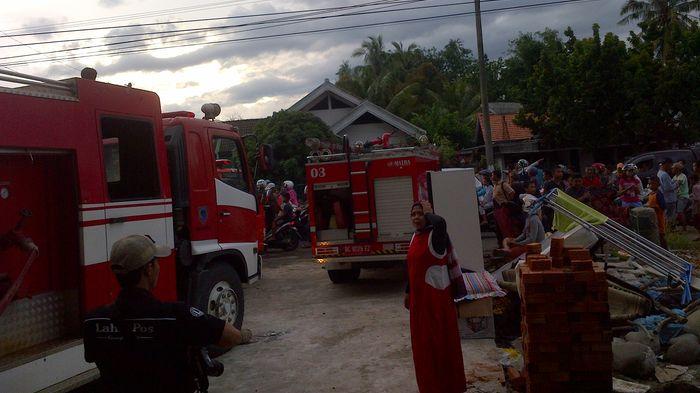 Warga Lahat Heboh Kebakaran Rumah di Belakang Ruko Jalan Ahmad Yani