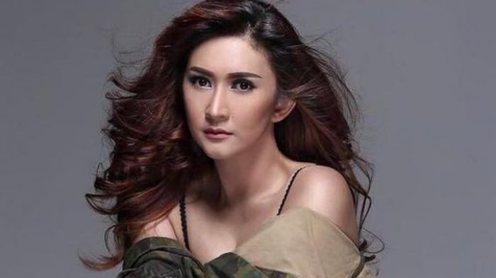 Resmi Cerai, Tak Disangka Begini Sikap Nafa Urbach Pada Zack Lee, Aduh!