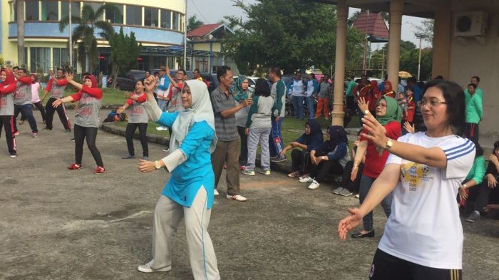 Olahraga Gembira ala Disbudpar