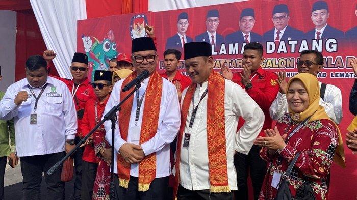 Targetkan Raup 60 Persen Suara, Asri AG dan Irwan ST Janjikan Beasiswa ke 1000 Mahasiswa Tiap Tahun
