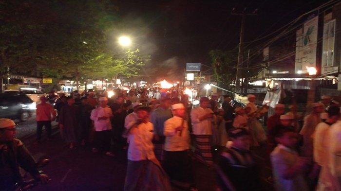 Pawai Obor Sambut Ramadhan, Sukacita Ratusan Santri Majelis Taklim An-Nur Palembang Jelang Puasa