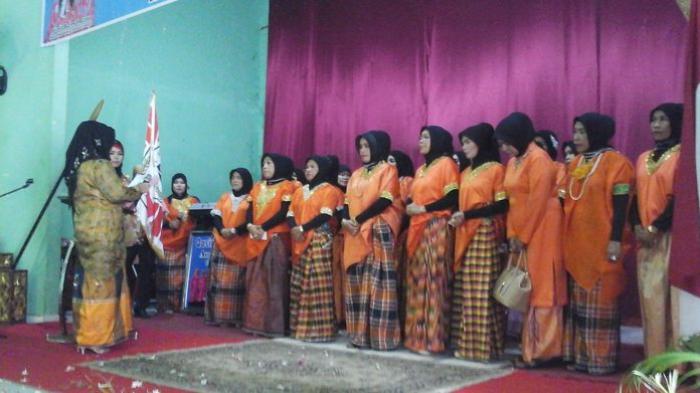 Romla Taher Resmi Jadi Ketua Cabang IWSS