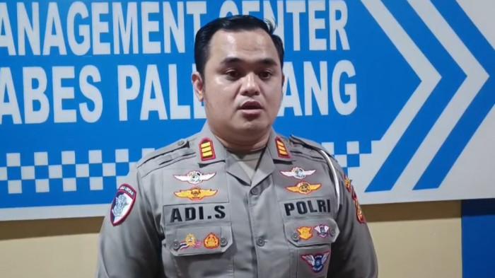 PELUNCURAN CFD - Wakasat Lantas AKP Adi Suhendra ketika ditemui Sripoku.com. Sebanyak 150 personel Satlantas Polrestabes Palembang akan diterjunkan untuk mengamankan dan mengatur arus lalu lintas saat peluncuran Car Free Day (CFD) di kawasan Jembatan Ampera pada Minggu pagi.