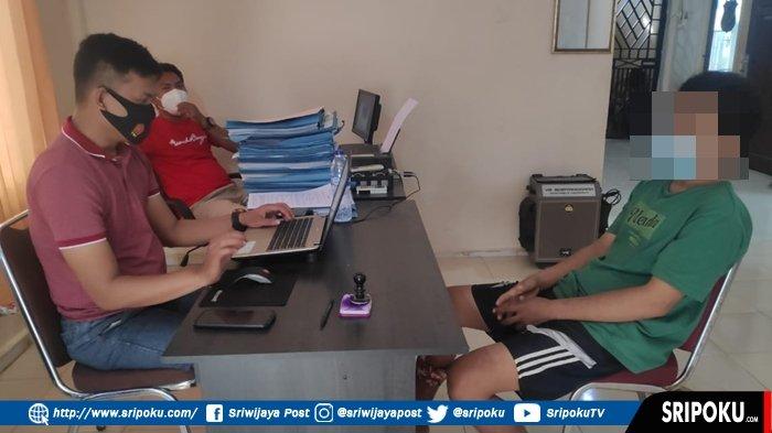 PELAKU Penodongan Ini Angkat Kedua Tangannya dan Menyerah, Beraksi Todong Sopir Truk di Kertapati