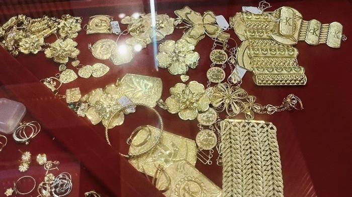 HARGA Emas di Kayuagung OKI Turun Drastis hingga Rp 2 Juta per Suku, Kini Dijual Rp 12,1 Juta