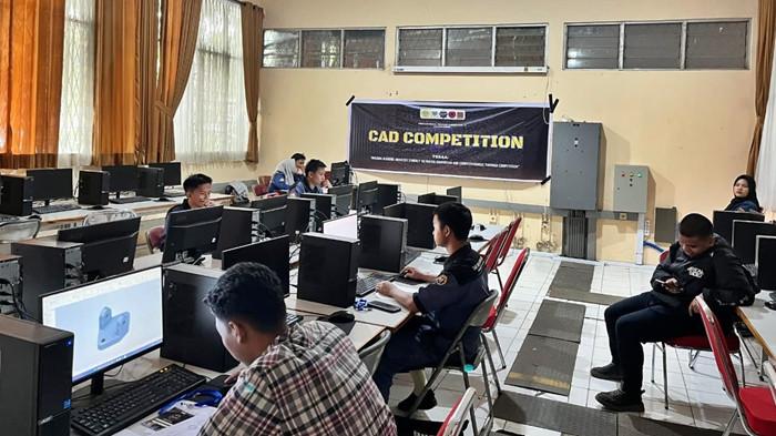 PRTM KE-5 - Hari kedua PRTM ke-5 diisi lomba CAD dan Welding untuk siswa SMK dan mahasiswa, ajang unjuk keterampilan teknis terbaik di bidang mesin.