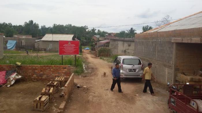 Warga Pulo Gadung Pertahankan Lahan Sampai Darah Penghabisan
