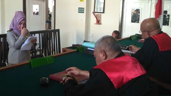 Bacakan Pledoi Sambil Menangis, Wanita Cantik Ini Minta Pulang. Rani: Saya Rindu Anak-anak