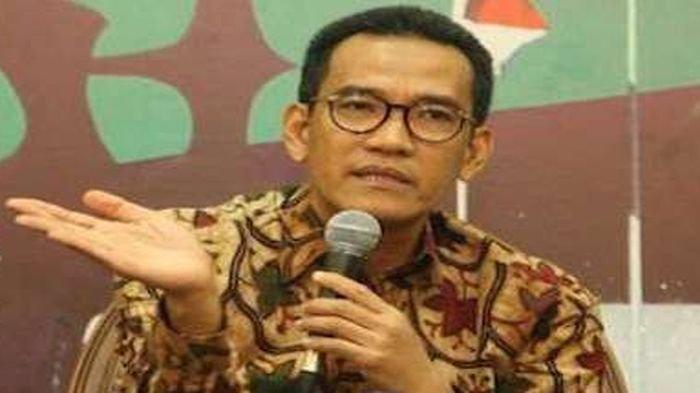 Ada Yang Menantikan Dirisinya Terpeleset, Refly Haru Mengaku Waswas Saat Mengkritik Pemerintah