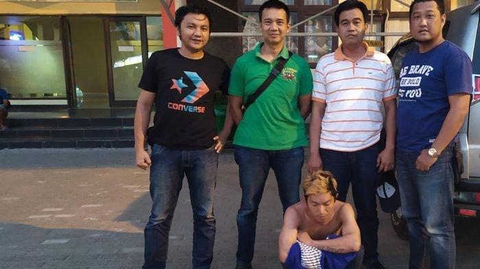 Buntu Sepanjangan Reza Gebuk Pacar