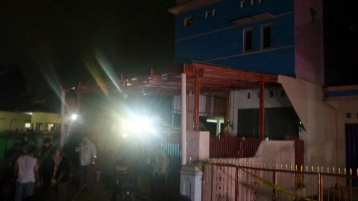 Mobil PBK dan Gegana Masih Siaga di Kontrakan Bom Bekasi