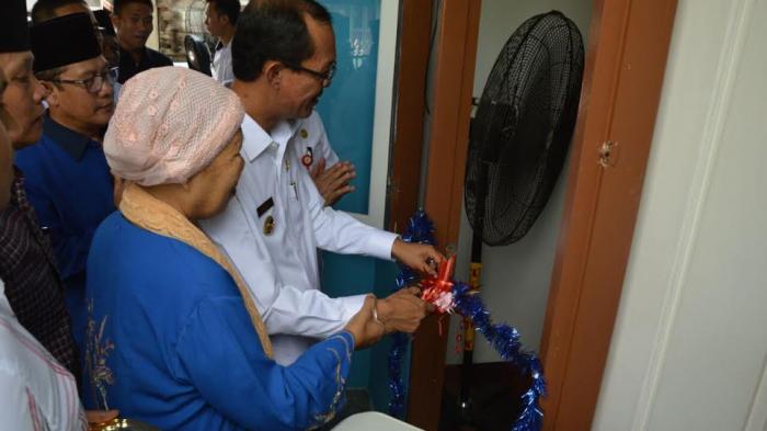 Awalnya Nyaris Roboh, Kemudian Inilah Rumah Ibu Asroni Usai Dibedah