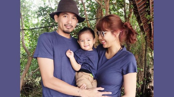 Buktikan Cinta Tak Pandang Status, 4 Aktor Tampan Ini Pilih Nikahi Janda, No 1 Sempat Buat Geger