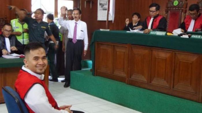 Masih Ditahan, Beredar Foto Pernikahan Saipul Jamil dan Indah Sari, Gaun Pernikahan Disorot 'Mewah'