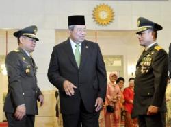 Presiden SBY Lantik Panglima TNI dan KSAD