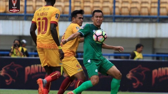 Sriwijaya FC Vs PSMS - Tim Tamu Unggul 1-0 Berkat Sundulan Alexandros Tanidis