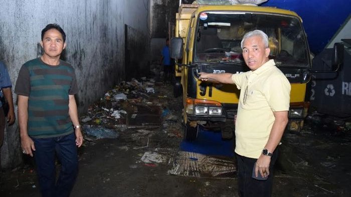 Sekda Cek Langsung Tempat Sampah PS Mall, Jika Masih Bandel Langsung Disegel