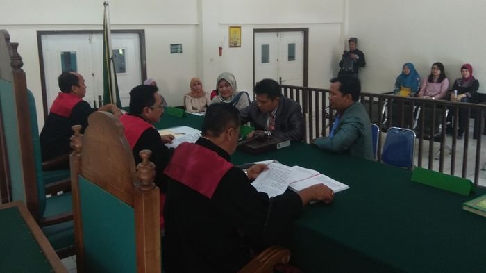 Pasang Tiang Listrik Tanpa Izin, PLN Digugat Membayar Sewa Sejak Tahun 1985, Nilai Sewanya Setahun