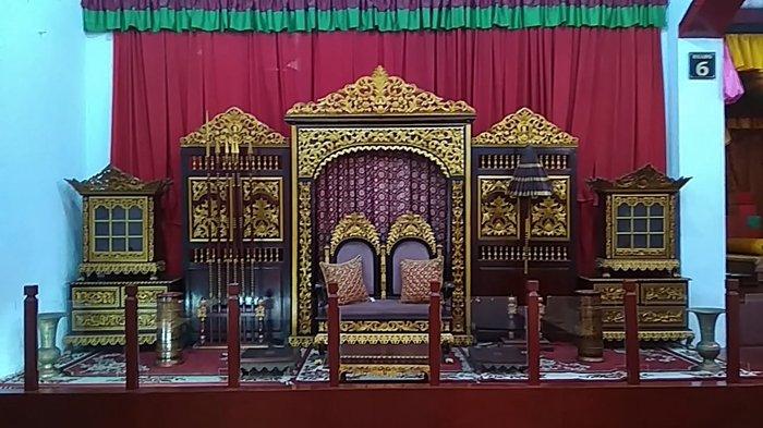 Salah satu koleksi bersejarah di Museum SMB II Palembang.