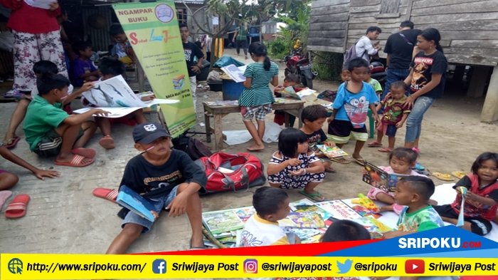Tingkatkan Minat Baca Masyarakat, Komunitas Sobat Literasi Jalanan tak Sekadar Ngampar Buku