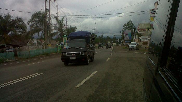 Jelang Malam Tahun Baru Jalintengsum Lenggang
