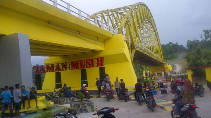 Taman Musi 2 Empatlawang Dipadti Pengunjung