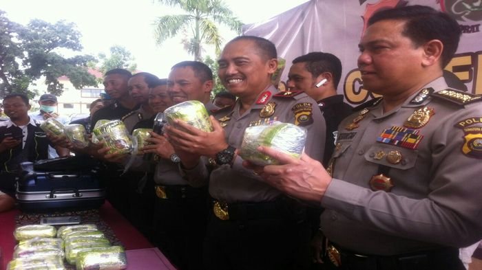 26 Kg Sabu Dalam Kemasan Teh China Masuk Palembang, Sebanyak 6 Kg Sudah Terjual
