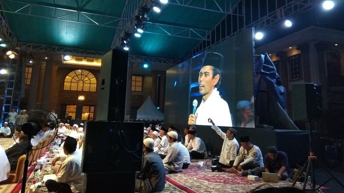 Ustad Abdul Somad Sampaikan 5 Hal Penting di Kediaman H Halim. Nomor 3 Pasti Dialami Semua Manusia