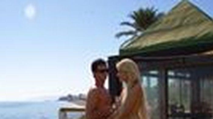 Ditempat Wisata Ini Orang Boleh Telanjang