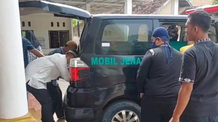 Mobil Toyota Yaris Nyemplung di Irigasi Komering, Korban Sempat Telpon Istri Sebelum Tewas Tenggelam
