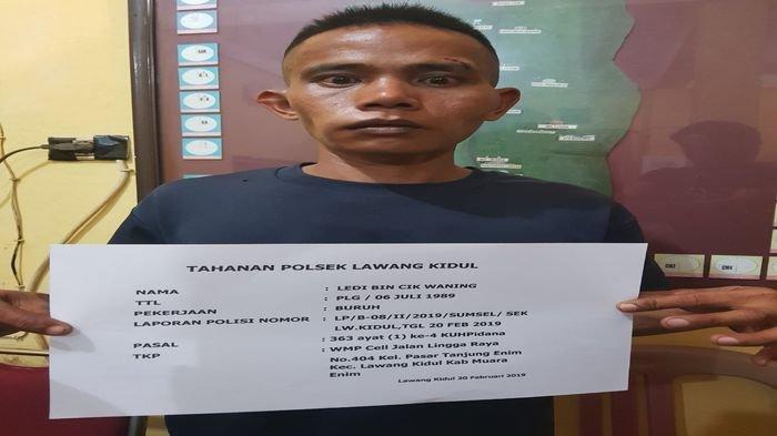 Pura-Pura Akan Membeli, Pria di Muaraenim Ini Rampas 3 HP di Counter